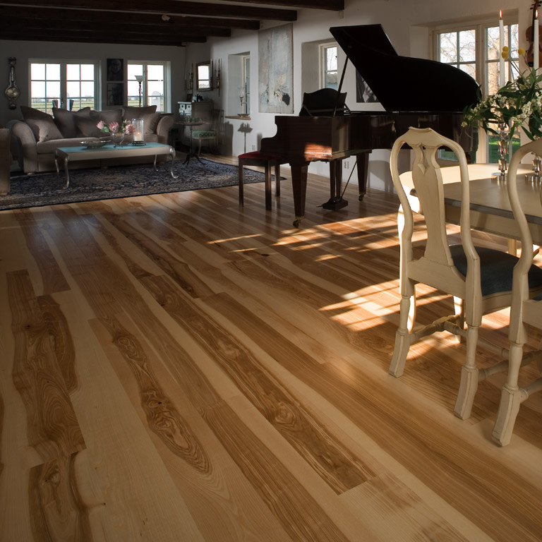 Ясень Готланд (Gotland) Однополосный, Сатиновый Лак